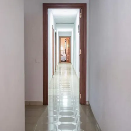 Playa Malagueta 200M Junto Centro Historico Perfecta Ubicacion Apartamento Familiar Apartment